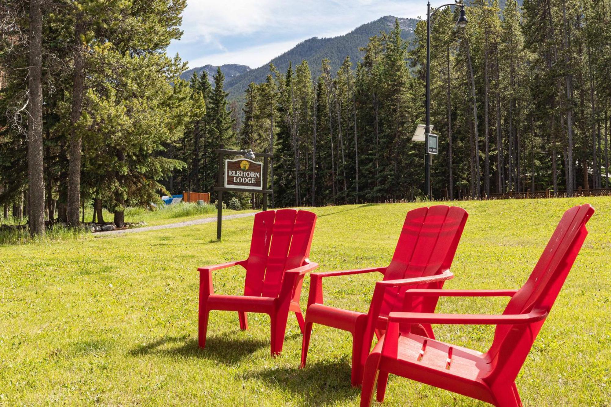 Elkhorn Lodge Vacation Rentals بانف المظهر الخارجي الصورة