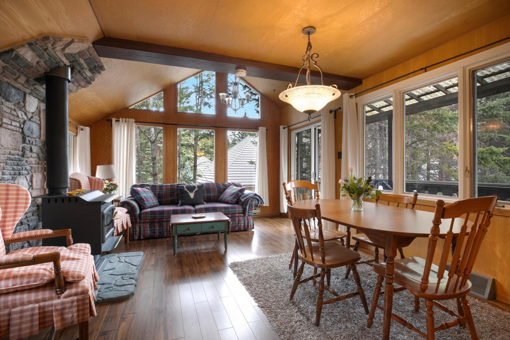 Elkhorn Lodge Vacation Rentals بانف المظهر الخارجي الصورة