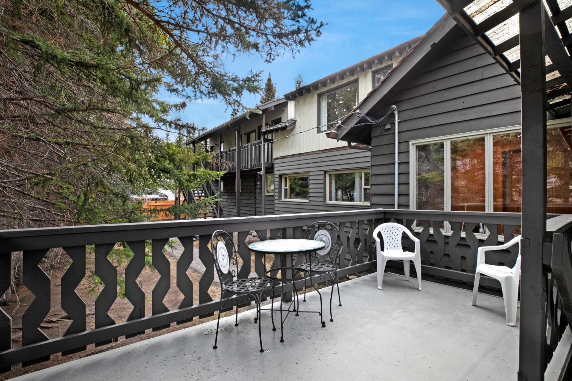 Elkhorn Lodge Vacation Rentals بانف المظهر الخارجي الصورة